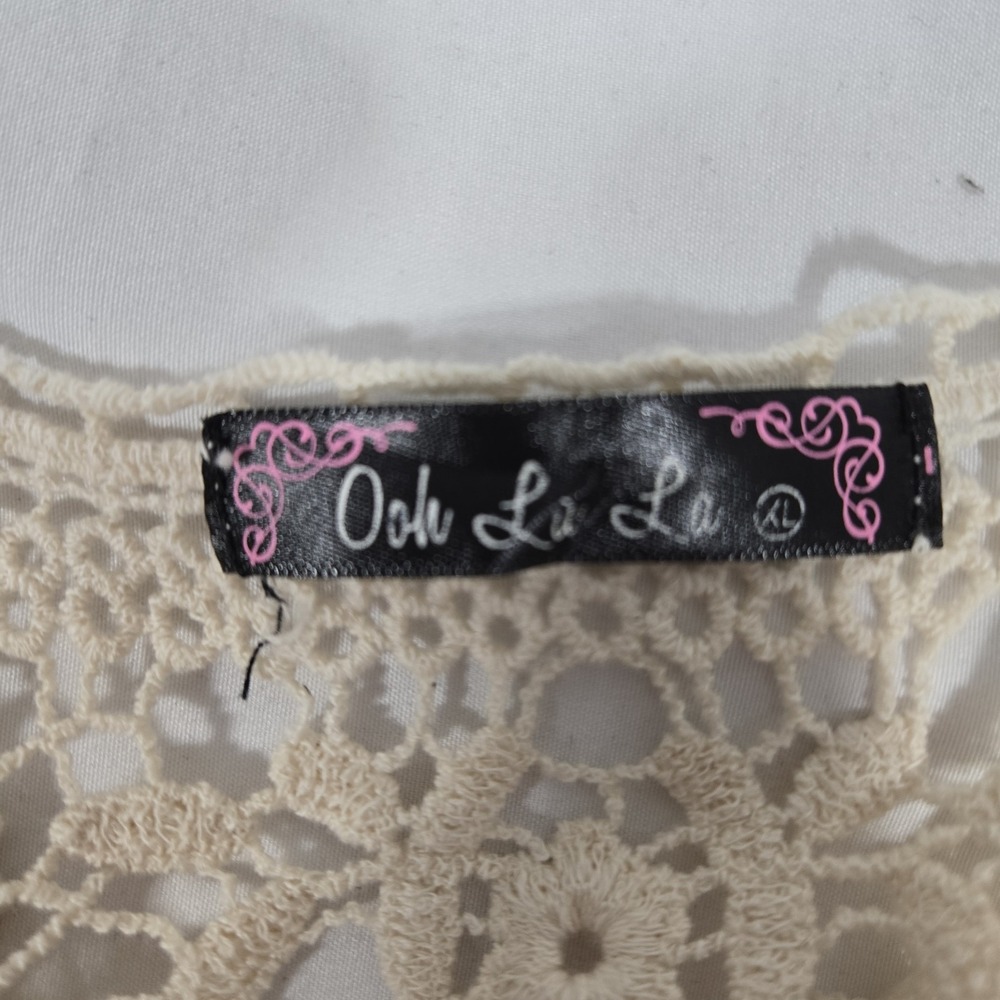 Ooh La La Crocheter Lace Tank | Size tag XL - Fits like a S/M - Picture 3 of 8